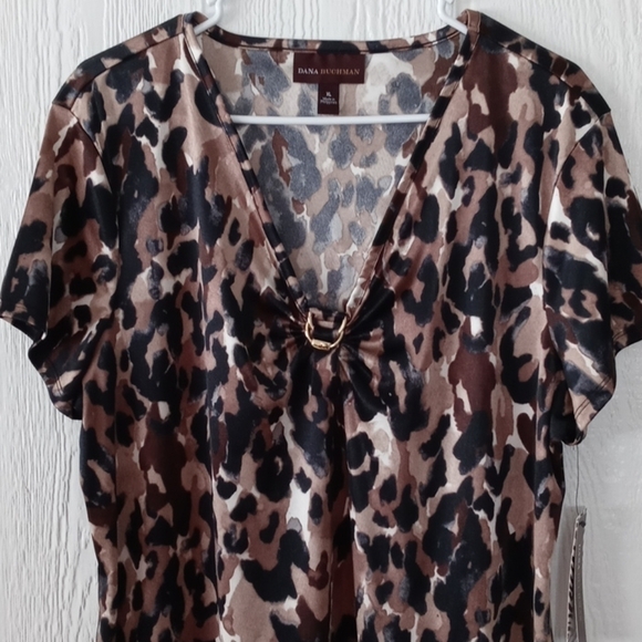 Dana Buchman leopard print top extra large - Picture 4 of 12